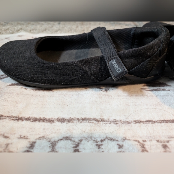 Xero Shoes "Cassie" Barefoot/Minimalist Mary Jane's - Picture 2 of 5